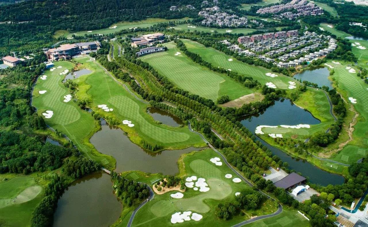 ⛳武漢5天4晚·4場頂級球場·4人成團·天天出發⛳